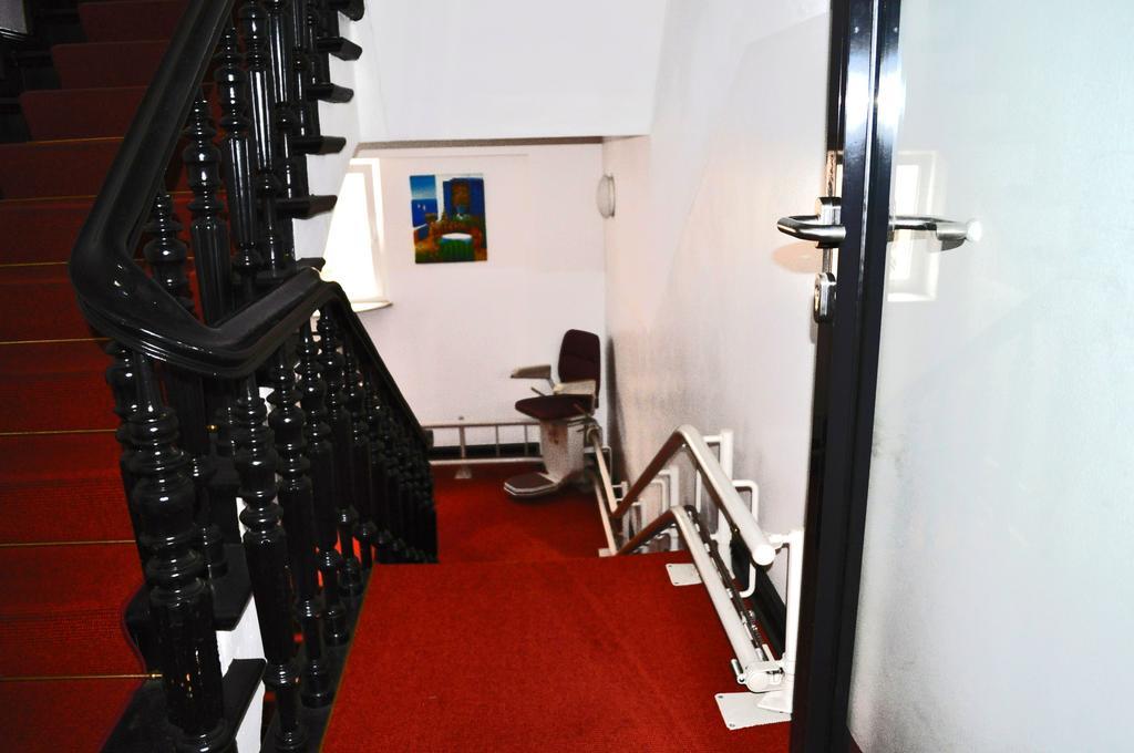 Hotel Prens Berlin Bagian luar foto